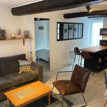 Appartement Haute Ville Meuble Avec Cour Privative Granville Ngoại thất bức ảnh