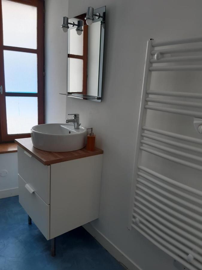 Appartement Haute Ville Meuble Avec Cour Privative Granville Ngoại thất bức ảnh